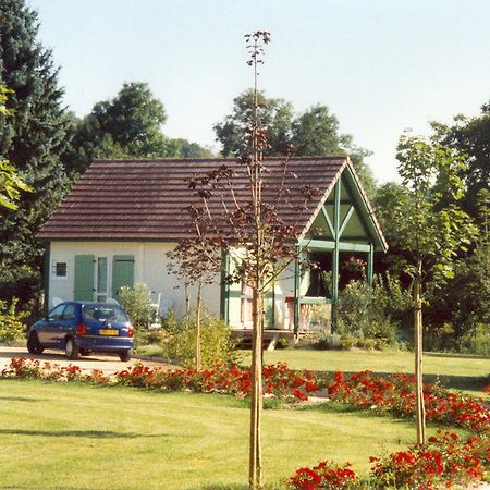 Village-Chalets Le Ru Du Pre Deux Rivieres エクステリア 写真