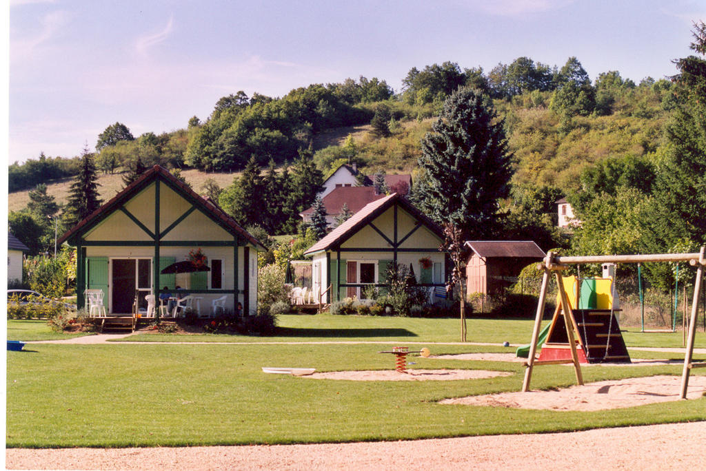 Village-Chalets Le Ru Du Pre Deux Rivieres エクステリア 写真